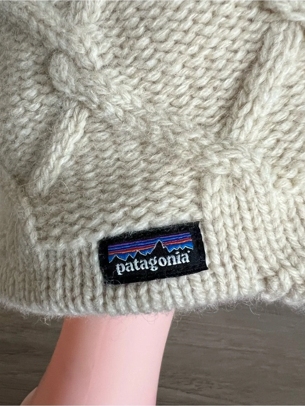 Patagonia Women’s Honeycomb Knit Beanie Cap White Birch Wool Blend Winter Hat
